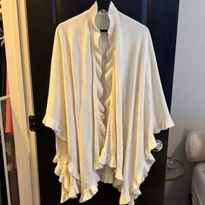 Collection XIIX Cream Ruffle-Trim Knit Poncho